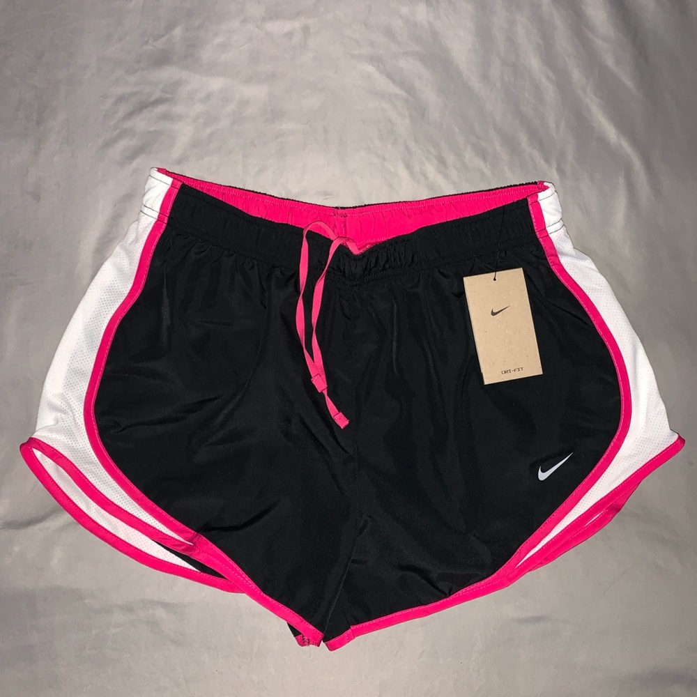 Nike shorts women